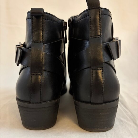 Vince Camuto Peamer Black Leather Ankle Boots with Strap/Buckle Size 8M - Picture 6 of 12